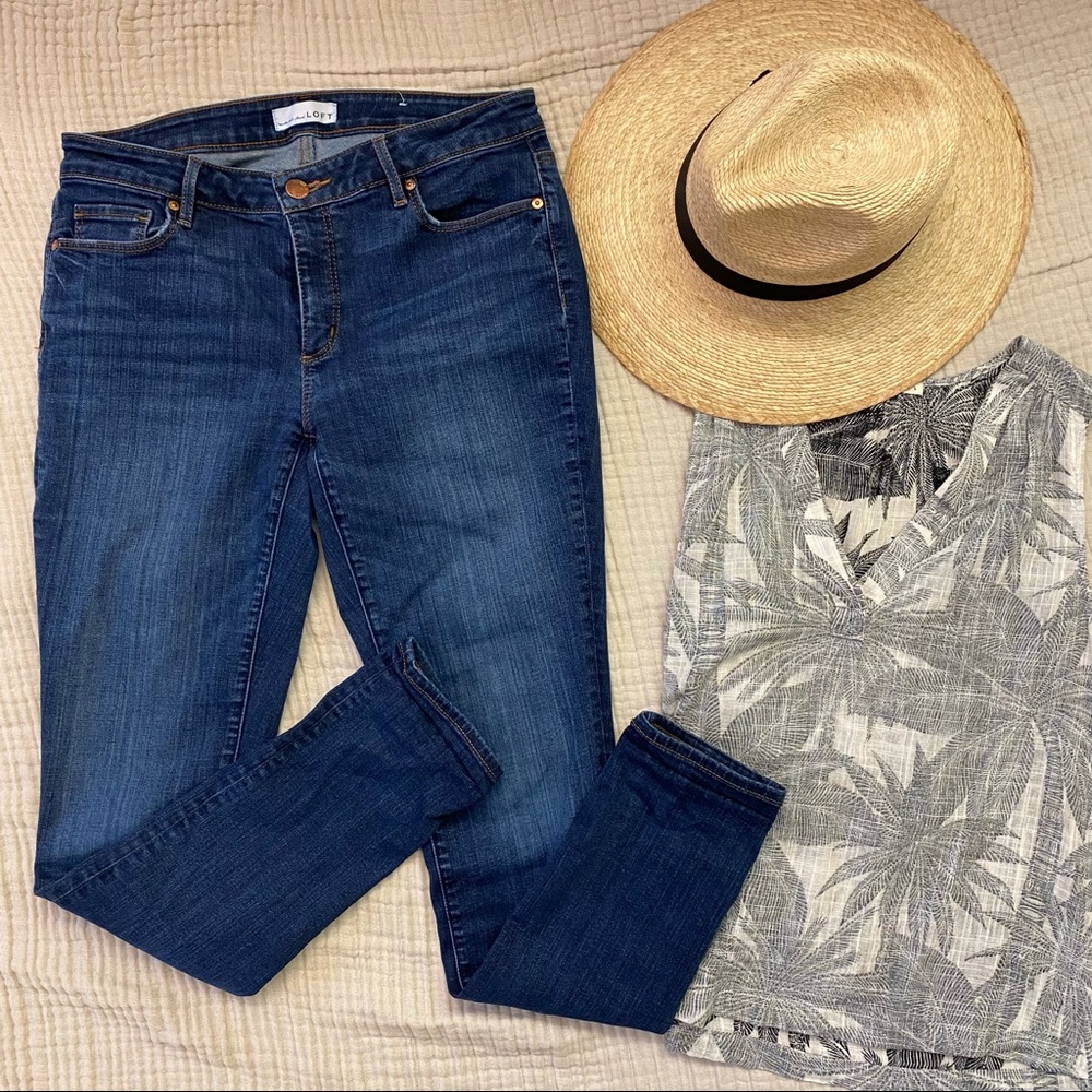 Loft Curvy Skinny Jean